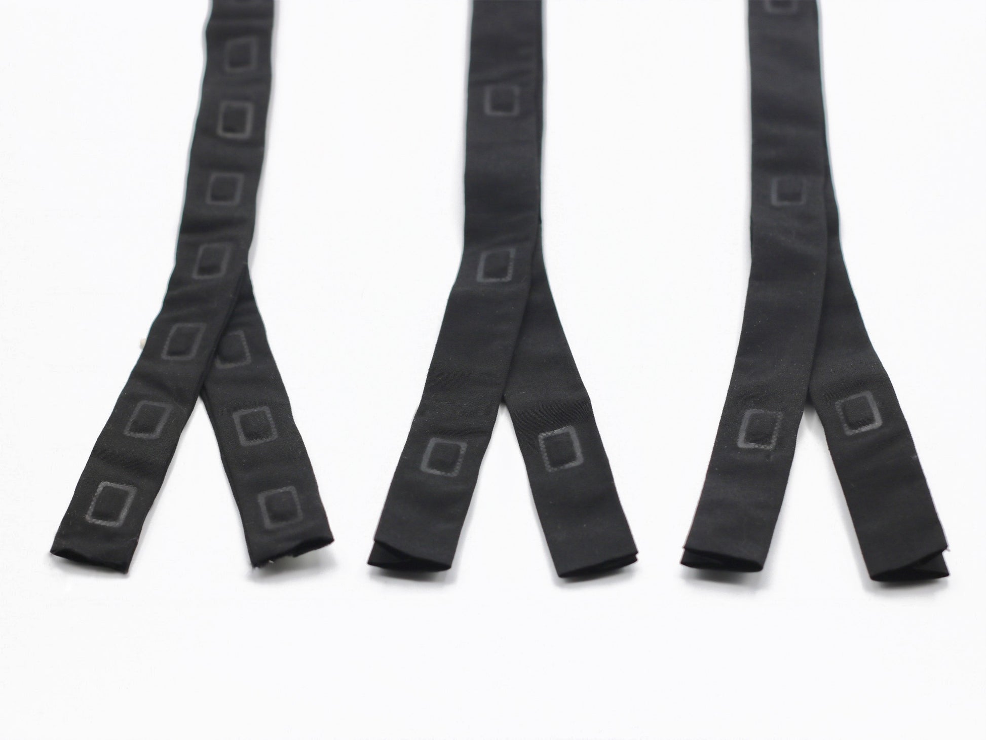 magnetic snap tape in three sizes