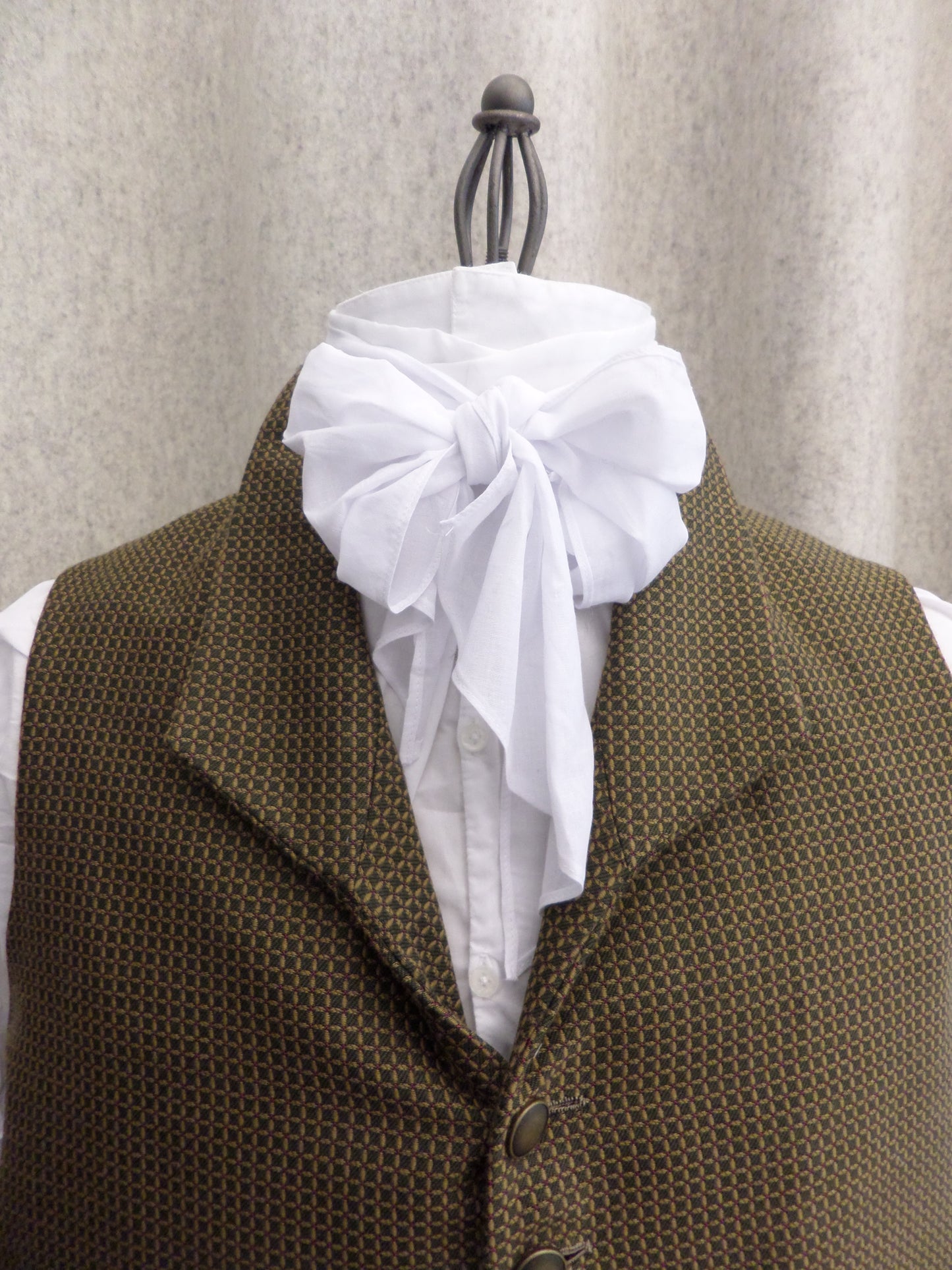 Cravats - Adjustable and Quick-Rigged